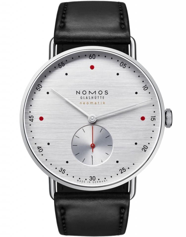 NOMOS 1114 AT WORK