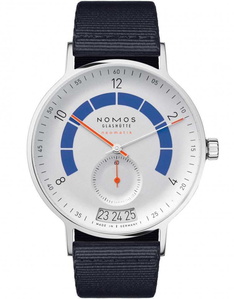 NOMOS 1303 AUTOBAHN