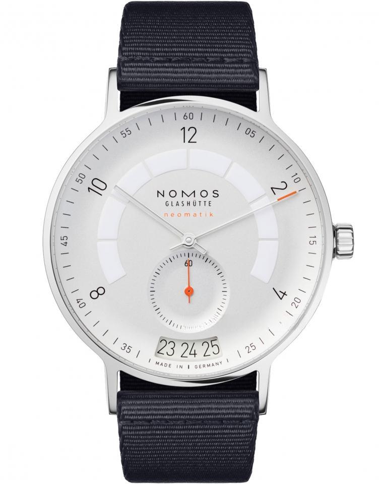 NOMOS 1301 AUTOBAHN