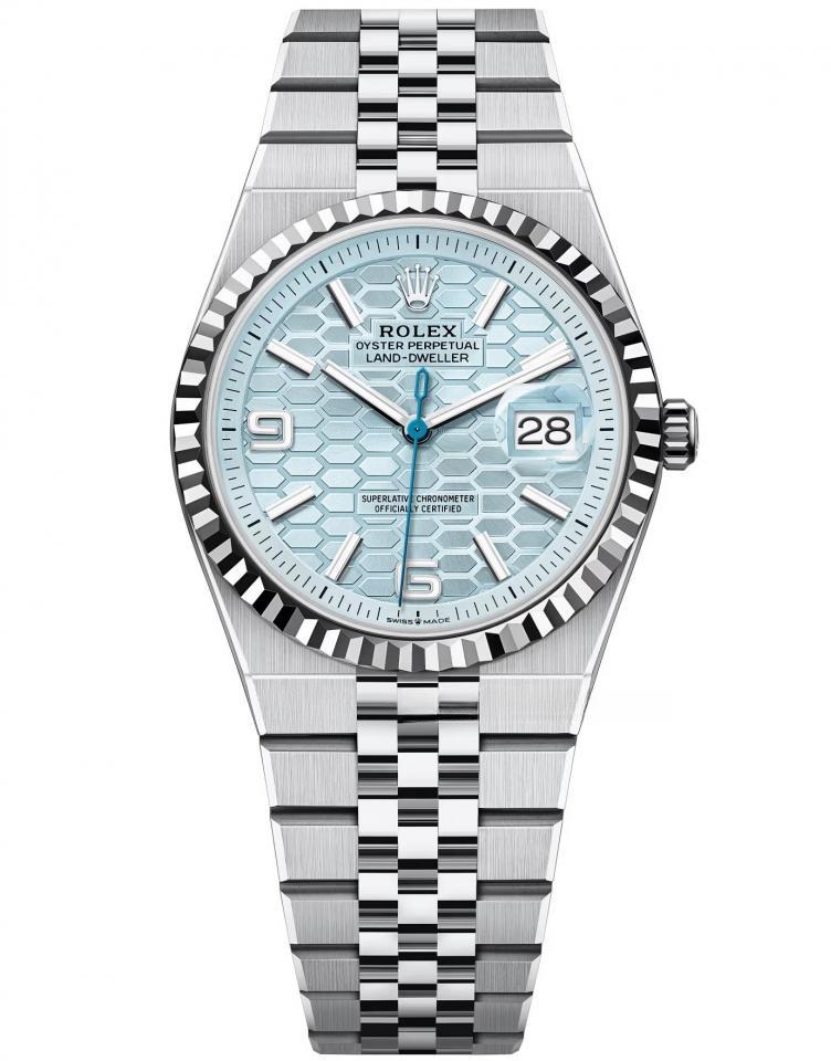 ROLEX 127236-0001 Land-Dweller