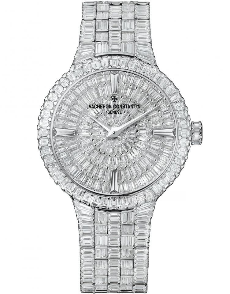 VACHERON CONSTANTIN 82761/QC1G-9852 TRADITIONNELLE